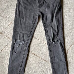 Distressed Gray Skinny Jeans